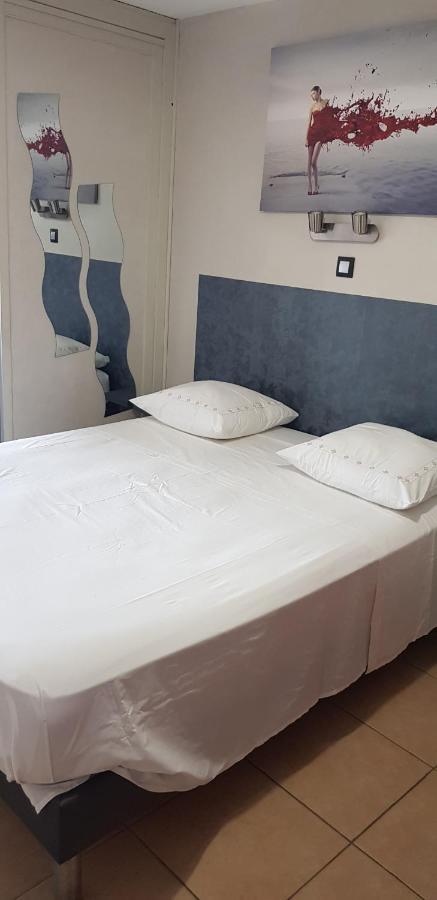 Studio Naturiste "Sunshine" Heliopolis Fg 14 Daire Agde Dış mekan fotoğraf